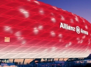 九游娱乐网站-「绿军风暴席卷深圳，霍勒迪用热血与统治力，书写一道唯一的篮球图腾」