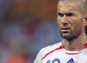 九游官网-鹈鹕稳稳拿下深圳队，浓眉成为关键先生