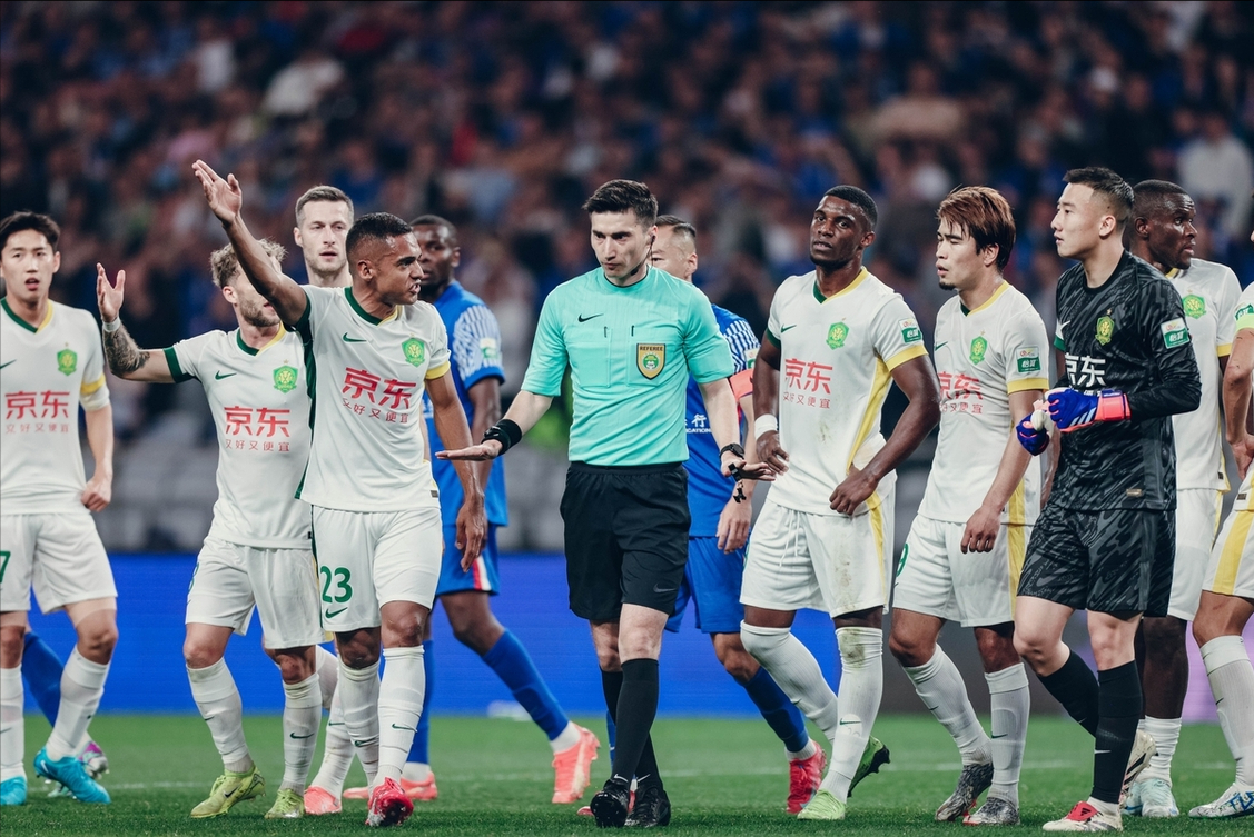 上海申花客场胜出,追赶上游球队的简单介绍 上海申花客场胜出,追赶上游球队的简单介绍