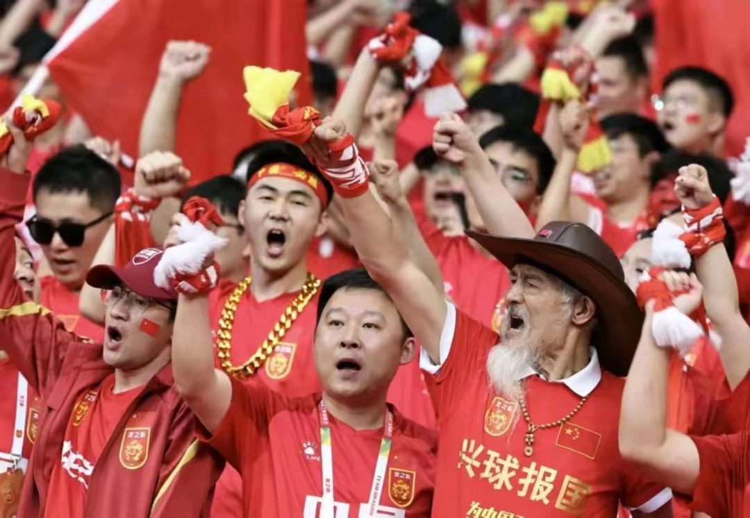 足球赛事激发民众热爱足球热情的简单介绍