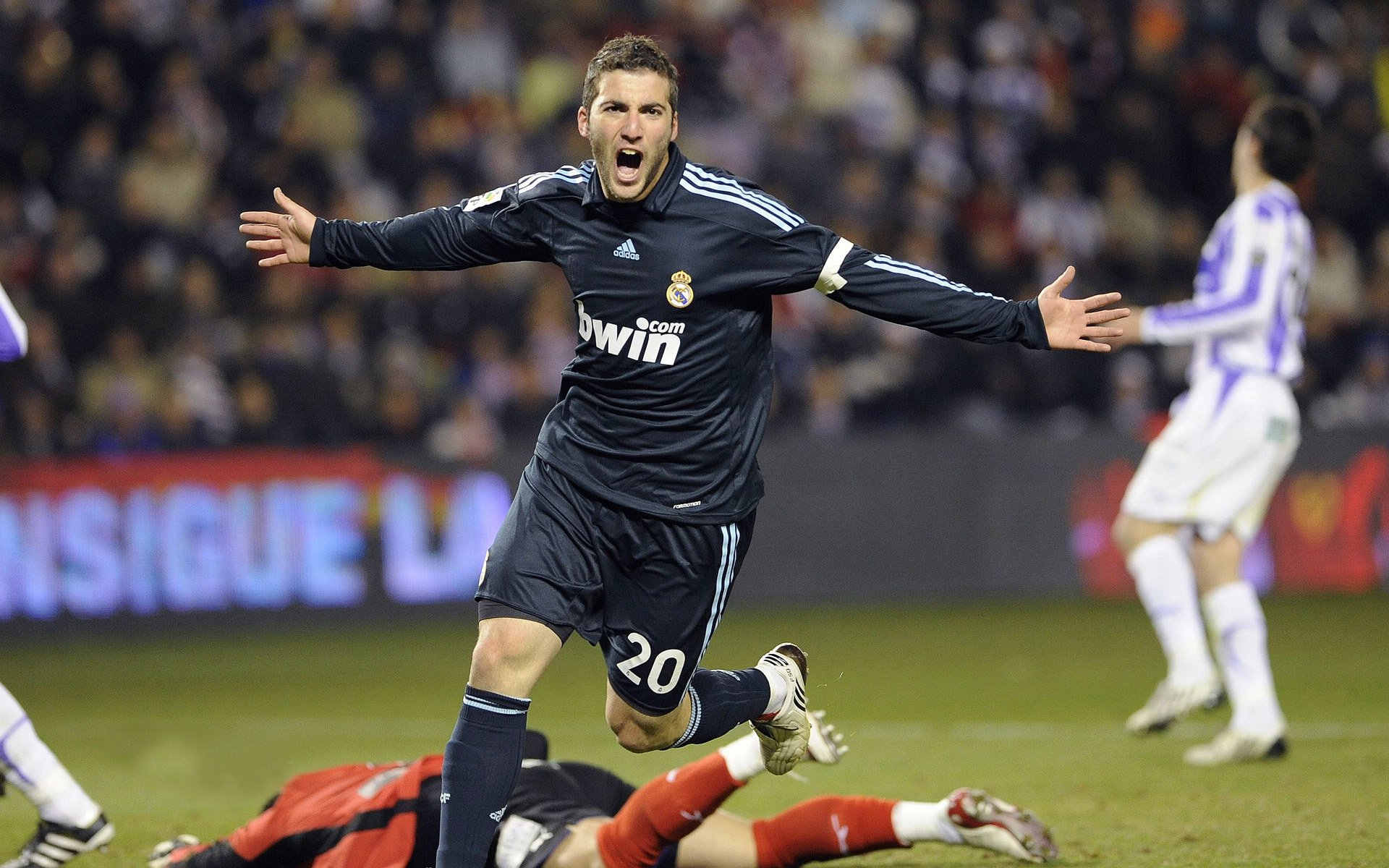 奥运周期关键战之夜，保罗关键时刻站出来